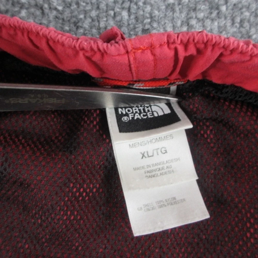 North Face Shorts Men XL Red Nylon 8
